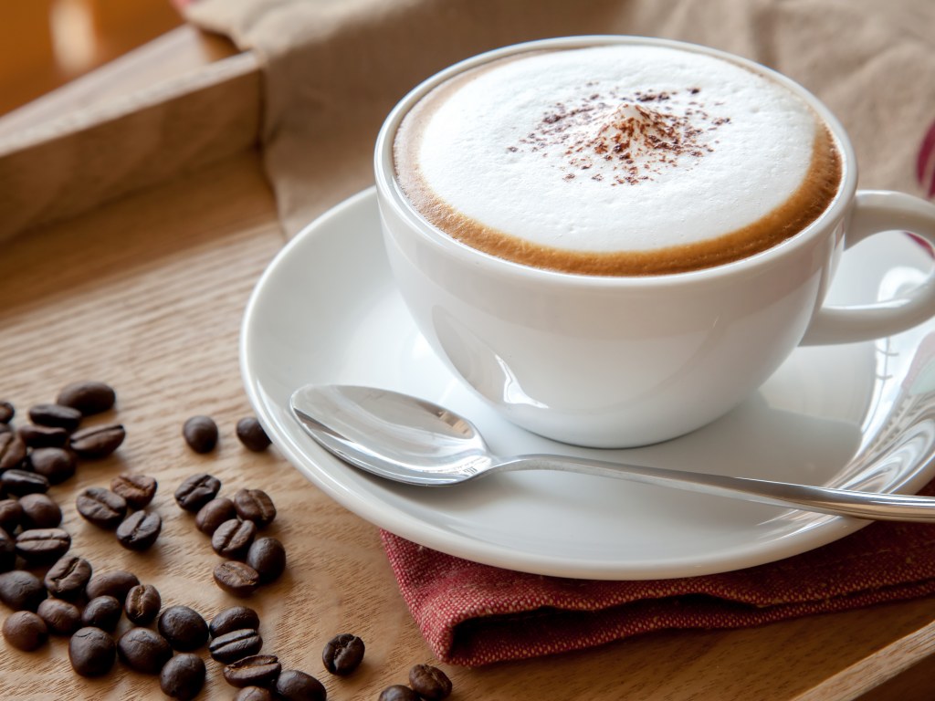 Cappuccino tỉ mỉ trong cách chọn nguyên liệu và ly tách